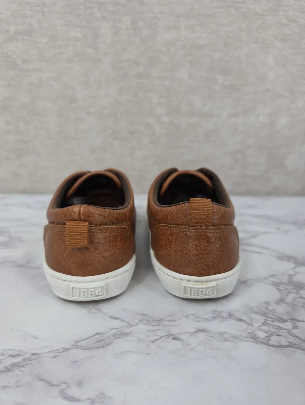 Old Navy Dressy Cognac Brown Brogues Sneakers Tennis Shoes Boys Toddler Size 11